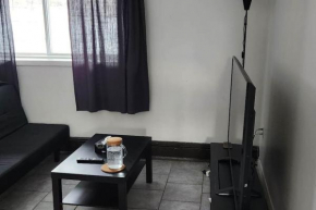 Private room near Downtown Dartmouth #15